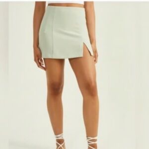 Altrd state sage green mini skirt NWT size large